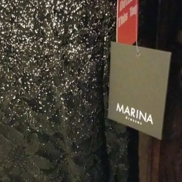 Dress - Picture 7 of 7